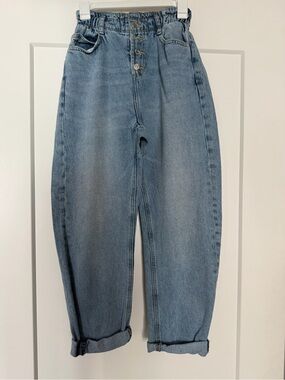 Zara Light Blue Boyfriend Jeans